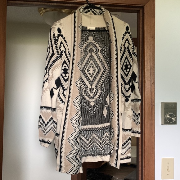 Aztec print open sweater - Picture 2 of 2